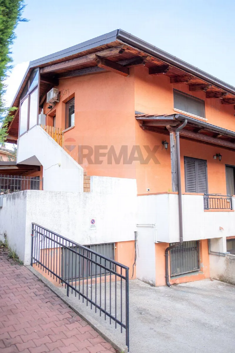 Appartamento in vendita a Cerisano - foto 1