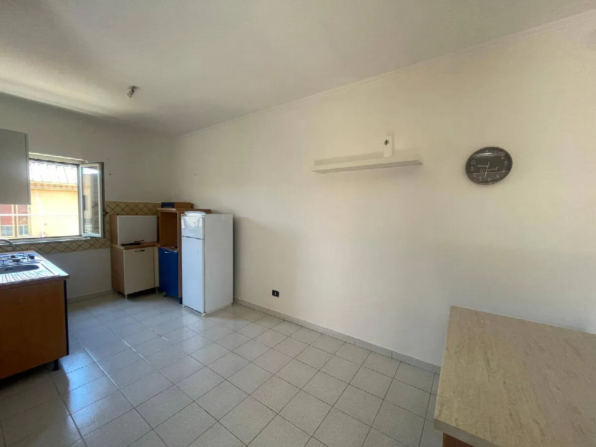 Appartamento in vendita ad Anguillara Sabazia - foto 2