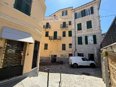 Appartamento in vendita a Imperia, Porto m... - foto 1