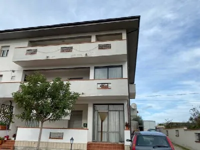 Appartamento in vendita a Sant'Omero - foto 2