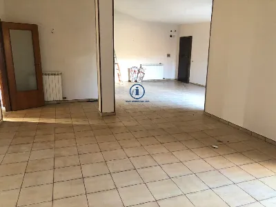 Appartamento in vendita a Caserta, Centro - foto 2