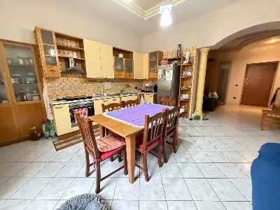 Appartamento in vendita a Caserta, Centro - foto 2