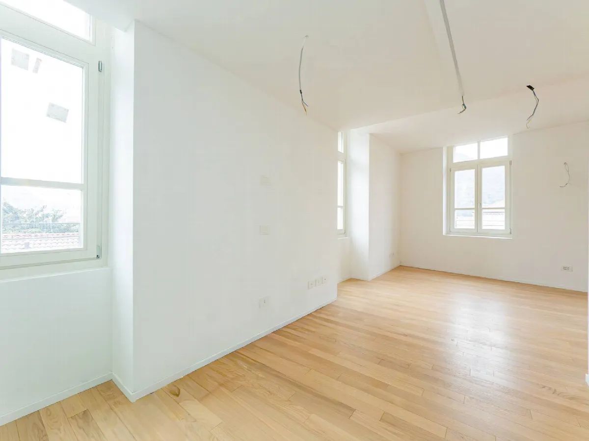 Appartamento in vendita a Lecco, Centro, Lungolago - foto 2