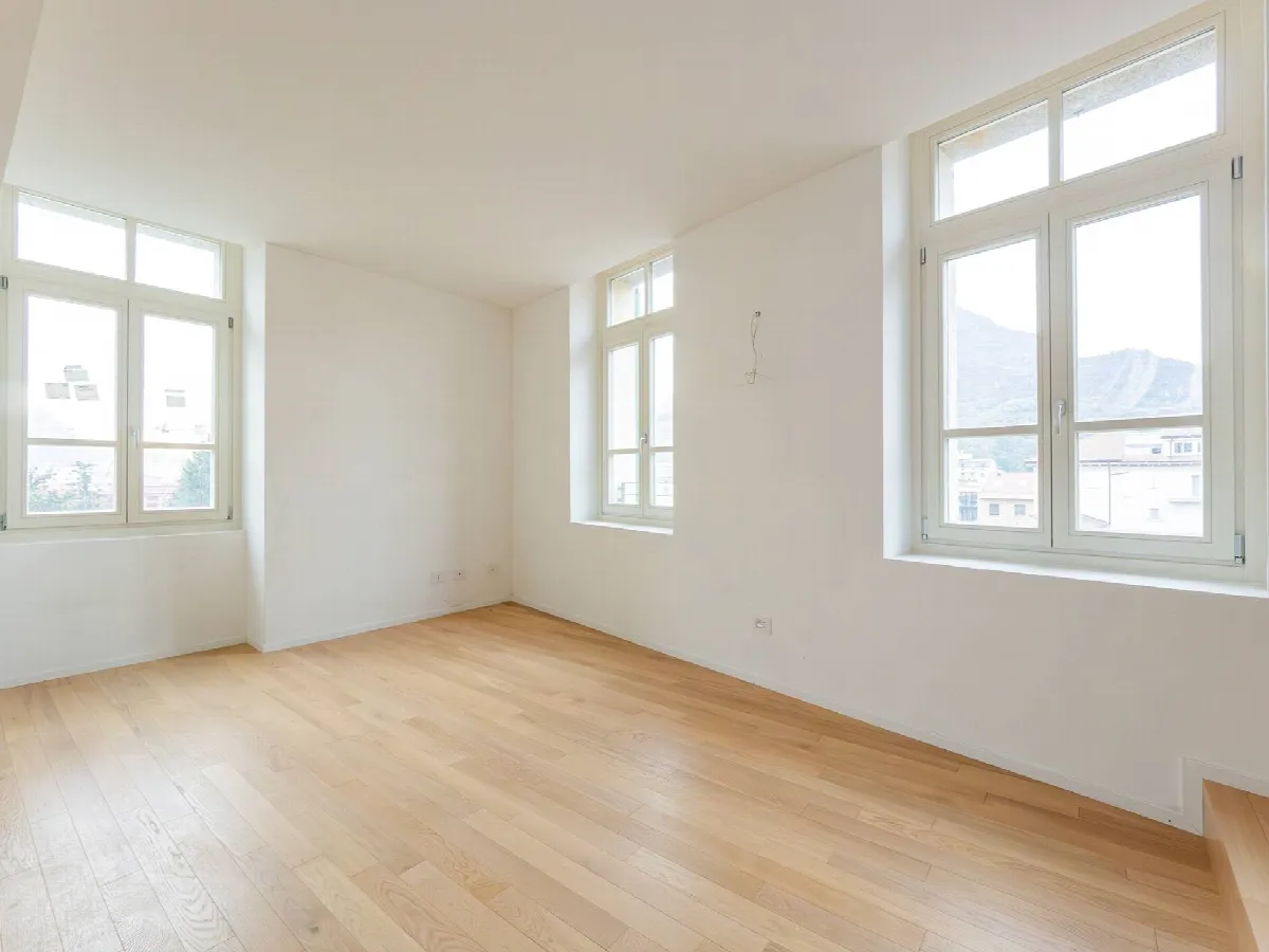 Appartamento in vendita a Lecco, Centro, Lungolago - foto 4