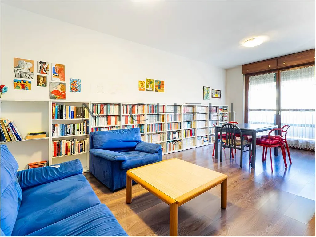 Appartamento in vendita a Lecco, Centro, Lungolago - foto 2
