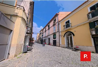 Appartamento in vendita a Caserta, Centro - foto 2