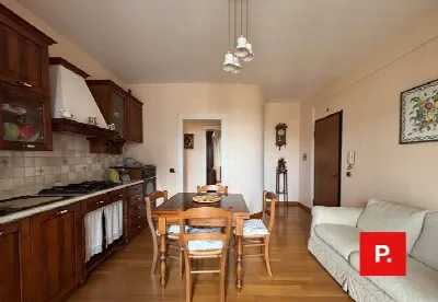 Appartamento in vendita a Caserta, Centro - foto 9