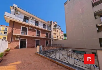 Appartamento in vendita a Caserta, Centro - foto 1