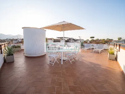 Appartamento in vendita a Massa, Marina di... - foto 1