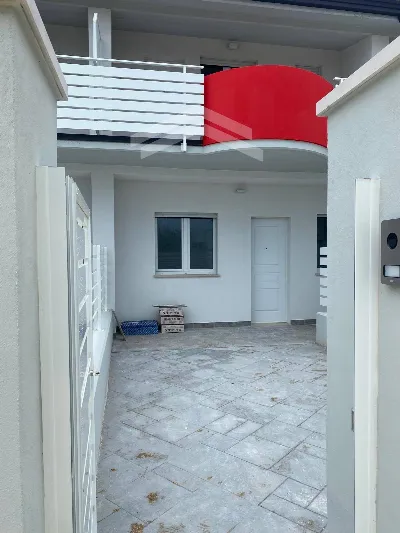 Appartamento in vendita a Montenero di Bis... - foto 4