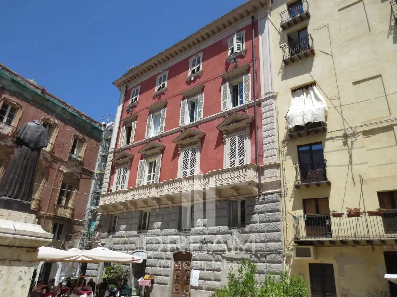 Appartamento in vendita a Cagliari, Centro - foto 1