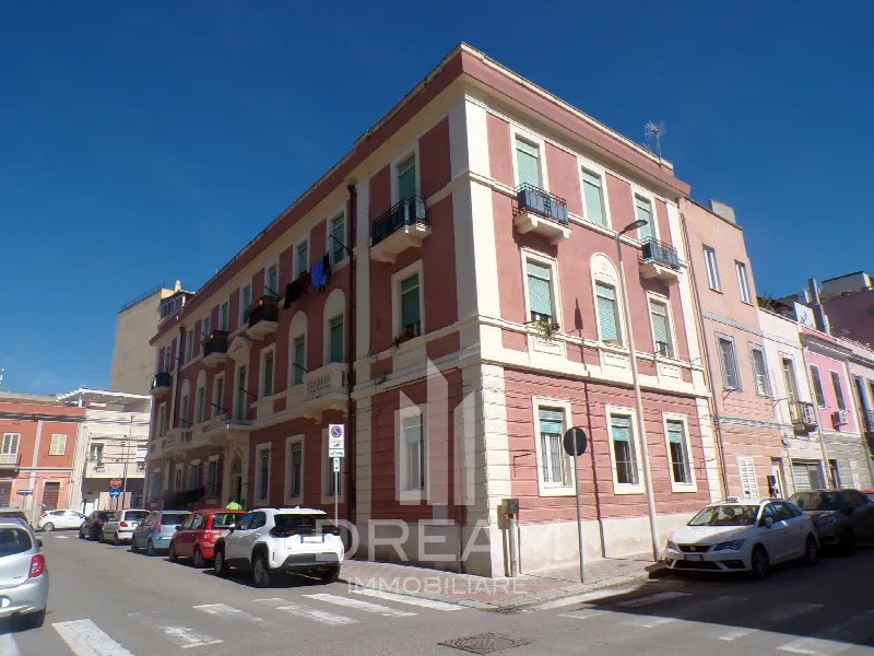 Appartamento in vendita a Cagliari, Santa Gilla, Sant'avendrace, Viale Elmas - foto 1