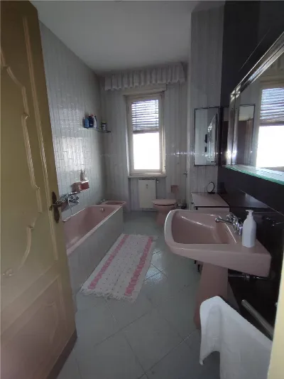 Appartamento in vendita a Casale Monferrat... - foto 4