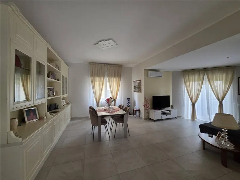 Appartamento in vendita a Messina, Litoranea, Panoramica, Villaggio Pace - foto 1