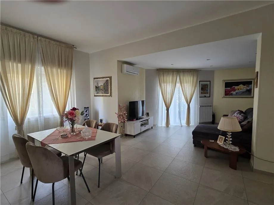 Appartamento in vendita a Messina, Litoranea, Panoramica, Villaggio Pace - foto 2