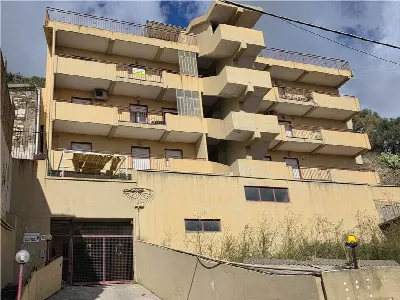 Appartamento in vendita a Messina, Villagg... - foto 1