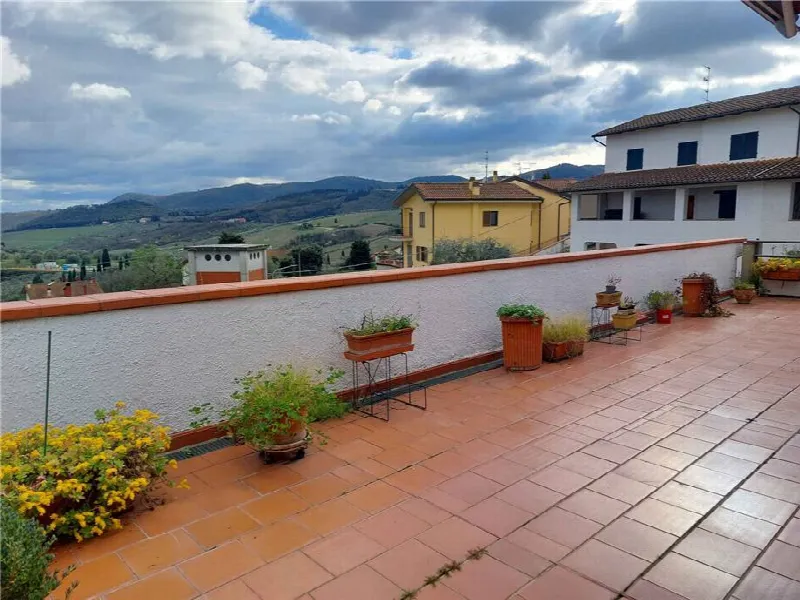 Appartamento in vendita a Carmignano - foto 1