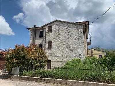 Appartamento in vendita a Gualdo Cattaneo - foto 2