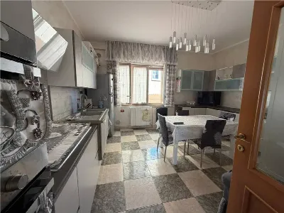 Appartamento in vendita a Sannicandro Garg... - foto 1