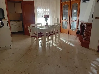 Appartamento in vendita a Sannicandro Garg... - foto 1