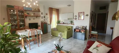 Appartamento in vendita a Sannicandro Garg... - foto 1