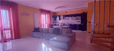 Appartamento in vendita a Sannicandro Garg... - foto 2