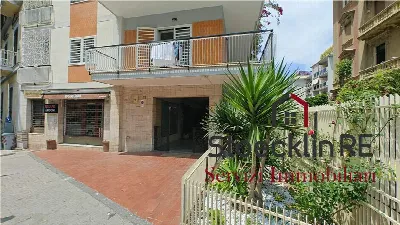 Appartamento in vendita a Napoli, Vomero, ... - foto 2