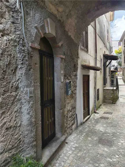 Appartamento in vendita a Rocca Massima - foto 2