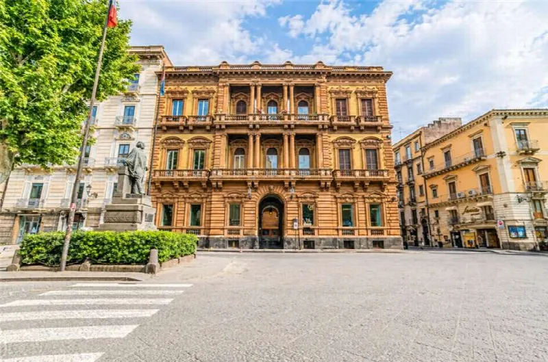 Appartamento in vendita a Catania, Centro Storico, Porto - foto 1