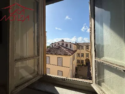 Appartamento in vendita a Lucca, Centro st... - foto 8