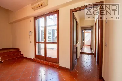 Appartamento in vendita a Verona, Centro - foto 9