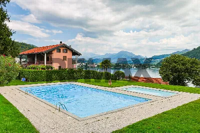 Appartamento in vendita a Lavena Ponte Tre... - foto 1