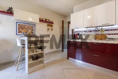 Appartamento in vendita a Barasso - foto 8
