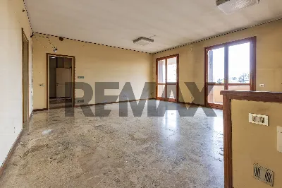 Appartamento in vendita a Varese, Centro, ... - foto 4