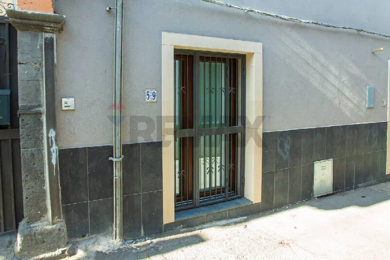 Appartamento in vendita a Catania, Centro Storico, Porto - foto 1