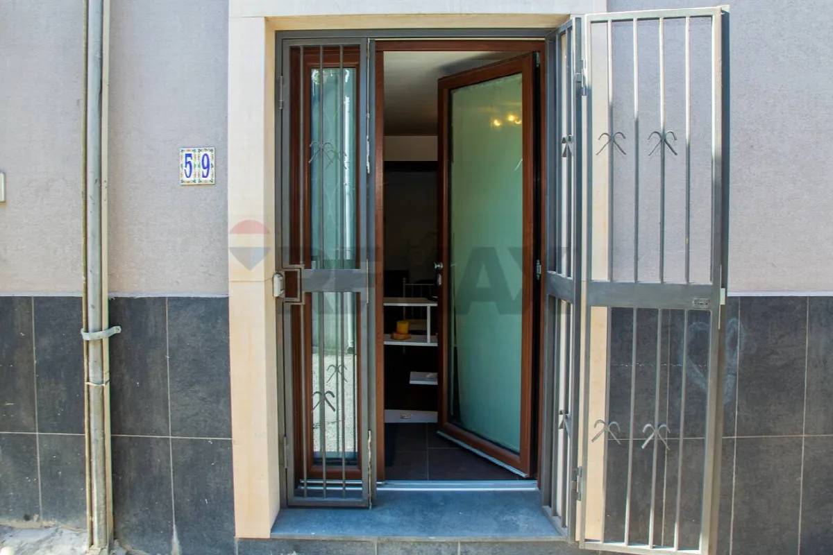 Appartamento in vendita a Catania, Centro Storico, Porto - foto 3