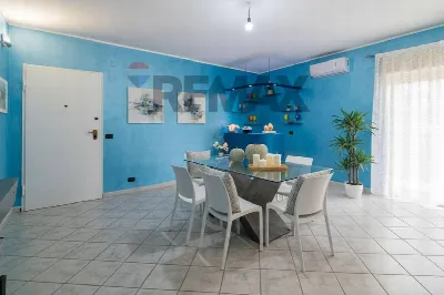 Appartamento in vendita a Fiumefreddo di S... - foto 2