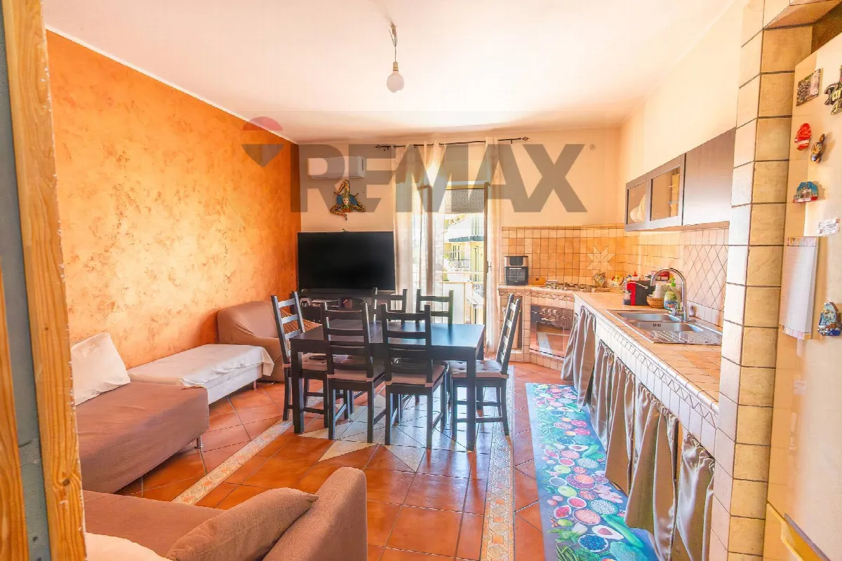 Appartamento in vendita a Fiumefreddo di Sicilia - foto 2
