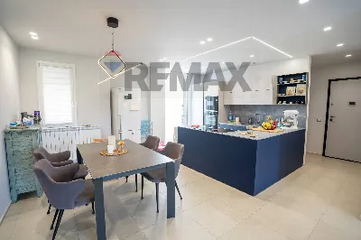 Appartamento in vendita a Catania, Rapisar... - foto 1