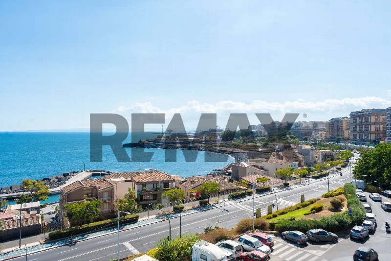 Appartamento in vendita a Catania, Ognina, Guardia, Rotolo - foto 1