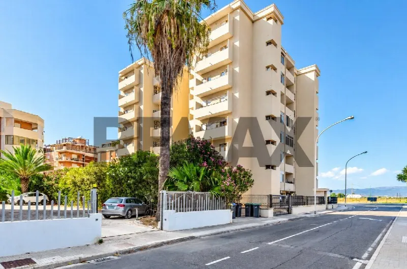 Appartamento in vendita a Cagliari, La Palma, Poetto, Saline - foto 1