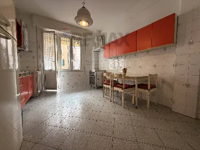Appartamento in vendita a Savona, Centro S... - foto 8