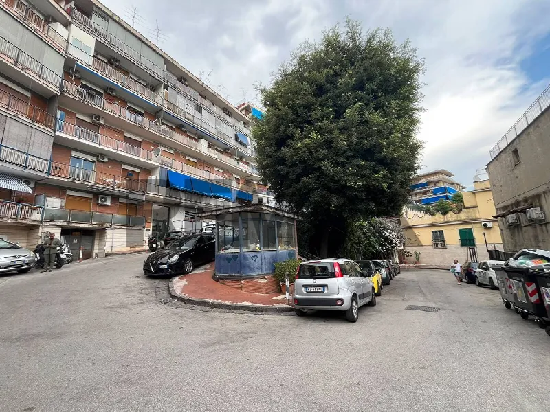 Appartamento in vendita a Napoli, Colli aminei, capodimonte, ponti rossi - foto 4