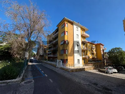 Appartamento in vendita a Ancona, Piano, s... - foto 2