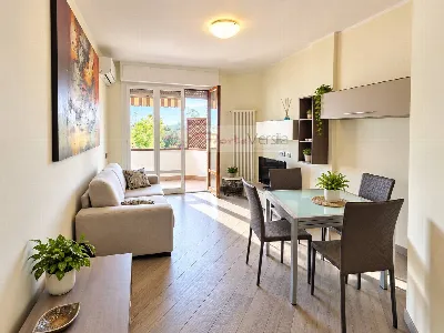 Appartamento in vendita a Massa, Marina di... - foto 1