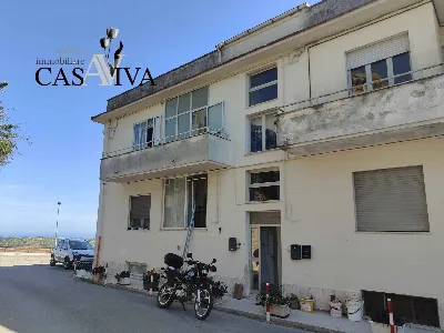 Appartamento in vendita ad Acquaviva Picen... - foto 1
