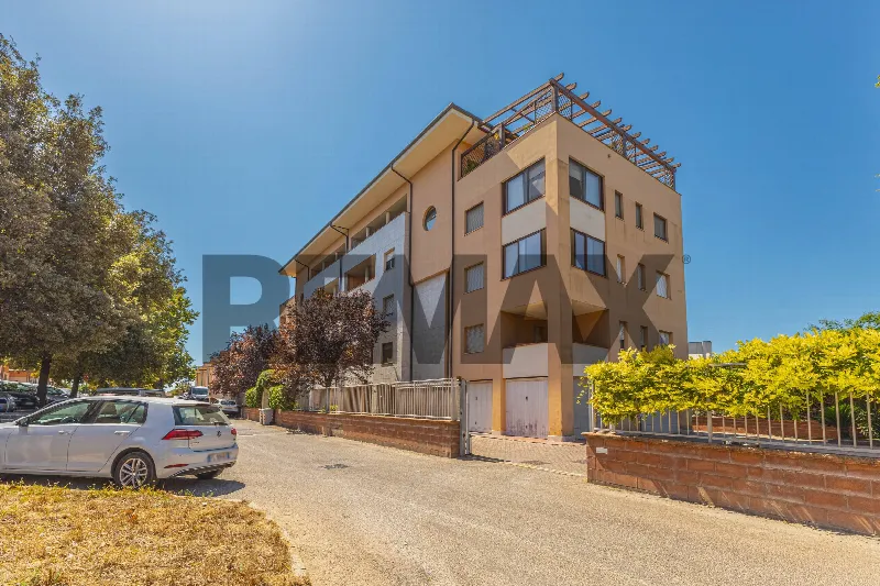 Appartamento in vendita a Sassari, Cappuccini, Luna E Sole, Carbonazzi, Serra Secca - foto 1