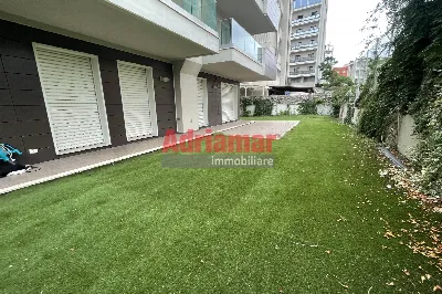 Appartamento in vendita a Pesaro, Mare, Po... - foto 1