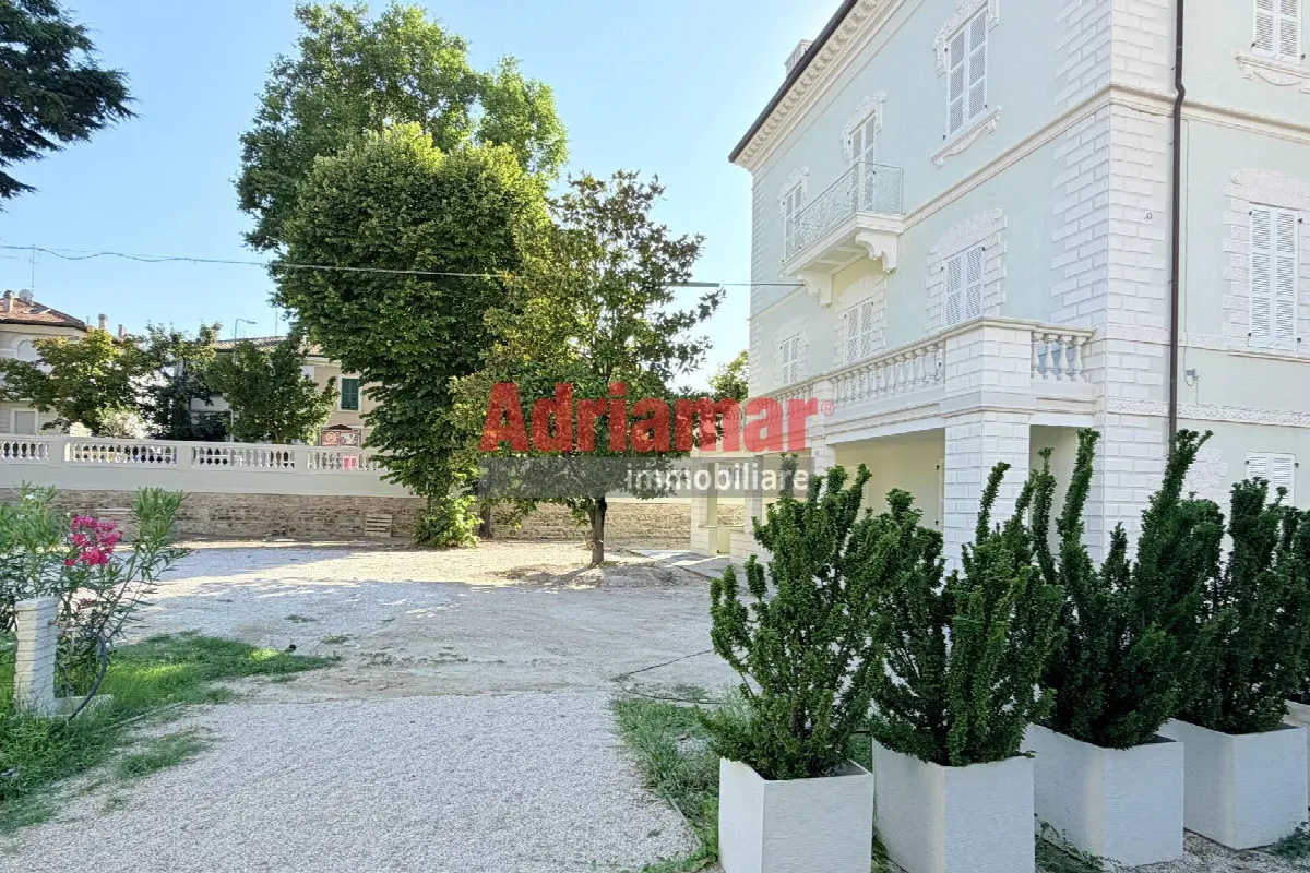 Appartamento in vendita a Pesaro, Mare, Porto, Baia Flaminia - foto 2