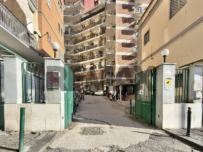 Appartamento in vendita a Napoli, Materdei... - foto 1